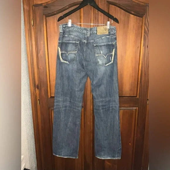 Guess Men's Distressed Blue Desmond Relaxed Jeans Size 32X32 - Picture 4 of 9